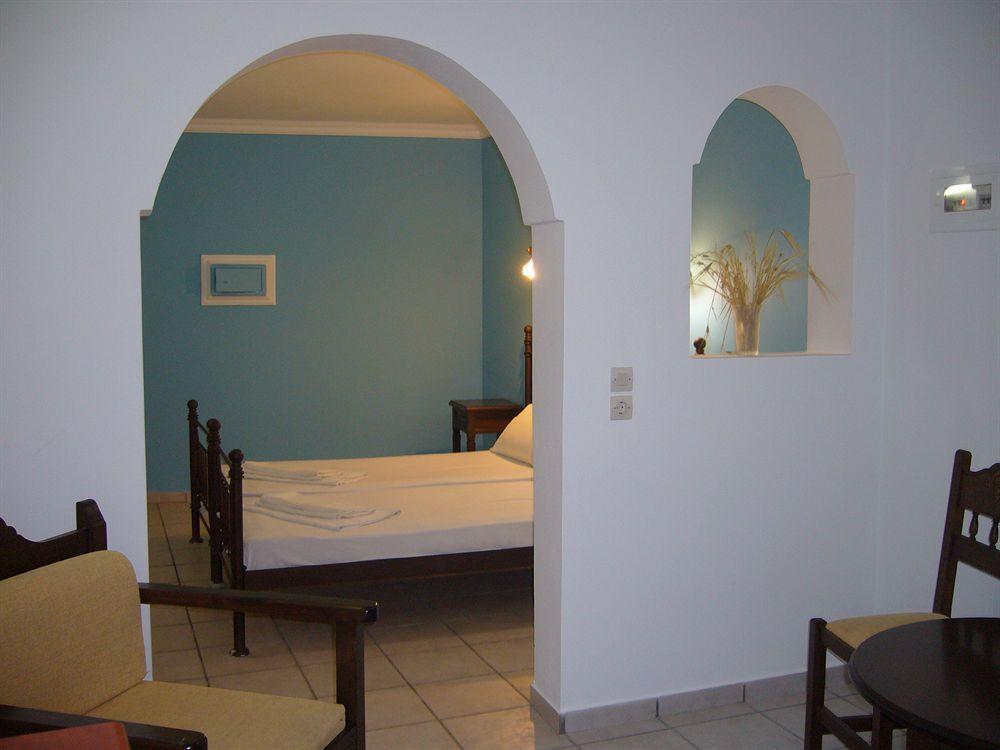 Aparthotel San Efrem Perissa  Exterior foto