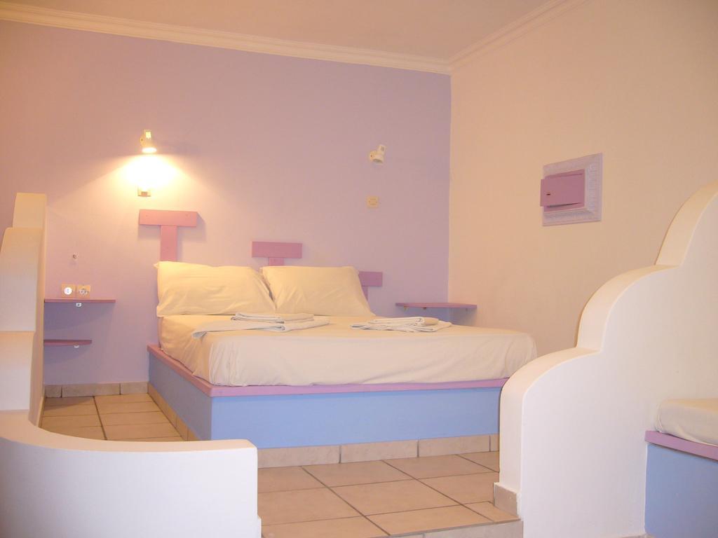 Aparthotel San Efrem Perissa  Exterior foto